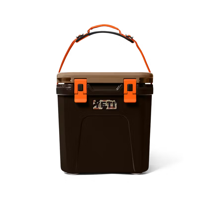 ROADIE® 24 HARD COOLER WETLANDS CAMO