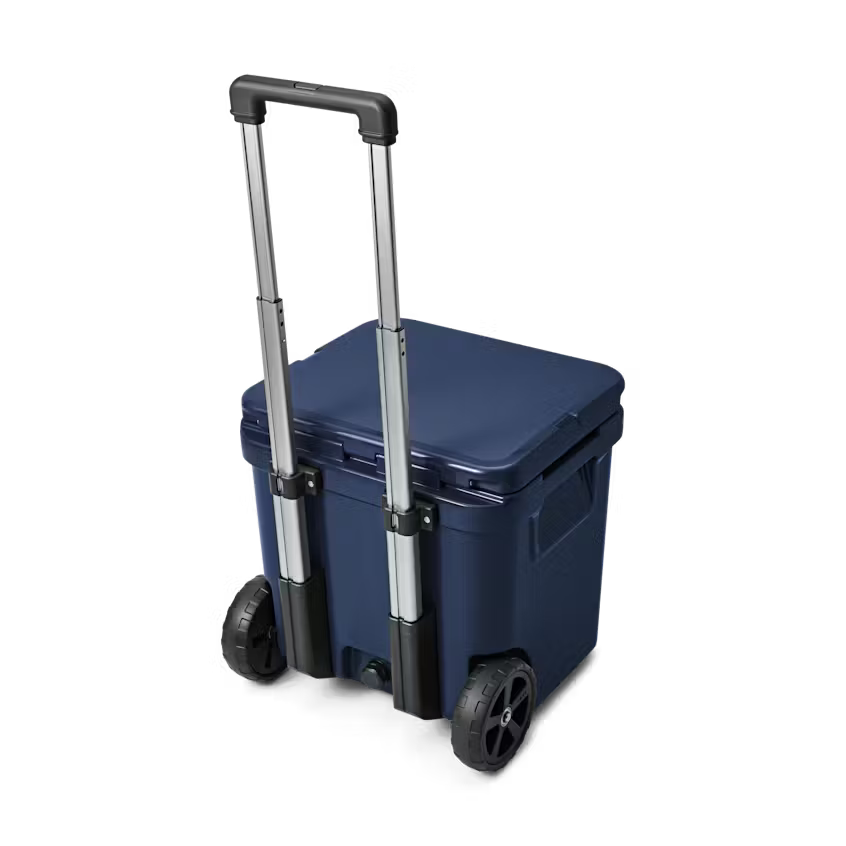 ROADIE® 48 WHEELED COOLER AZUL MARINO