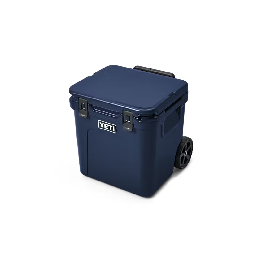 ROADIE® 48 WHEELED COOLER AZUL MARINO