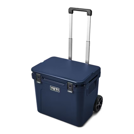 ROADIE® 60 WHEELED COOLER AZUL MARINO | Yeti Market