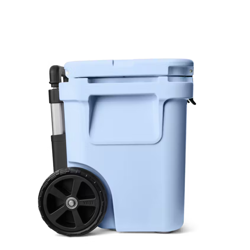 ROADIE® 32 WHEELED COOLER BIG SKY BLUE