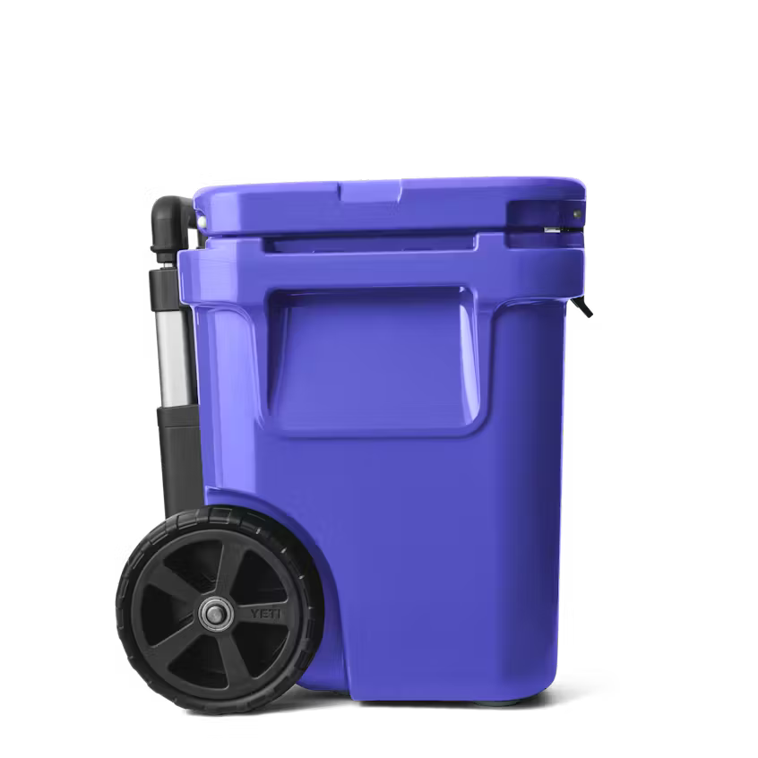 ROADIE® 32 WHEELED COOLER ULTRAMARINE VIOLET
