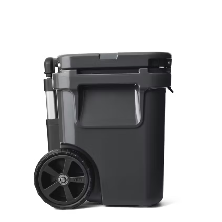 ROADIE® 32 WHEELED COOLER CHARCOAL