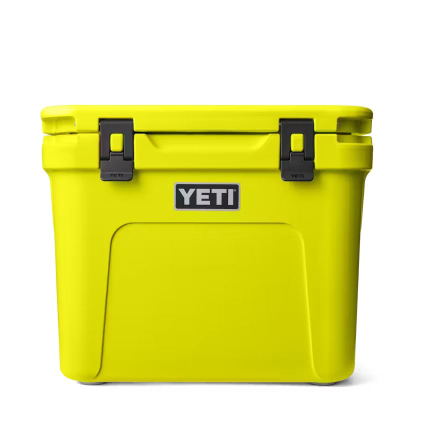 ROADIE® 32 WHEELED COOLER FIREFLY YELLOW
