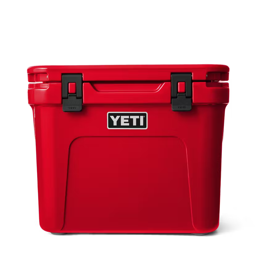ROADIE® 32 WHEELED COOLER RESCUE RED