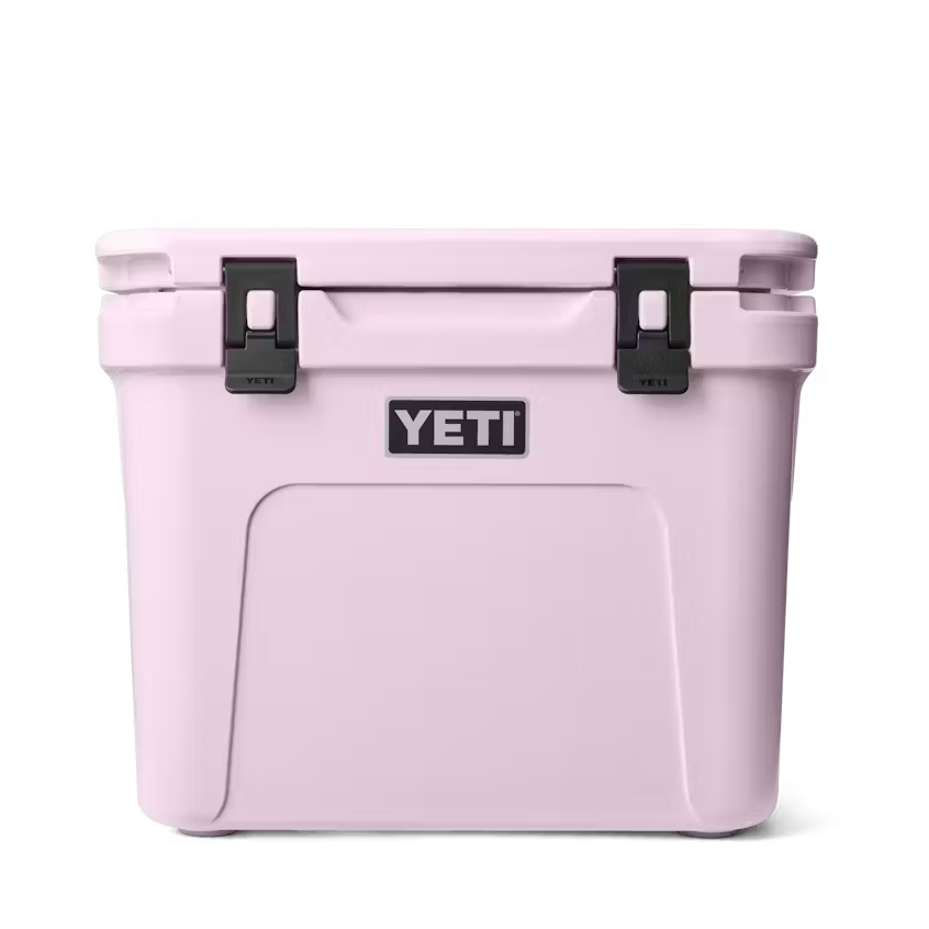 ROADIE® 32 WHEELED COOLER CHERRY BLOSSOM