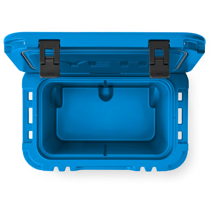 ROADIE® 32 WHEELED COOLER BIG WAVE BLUE