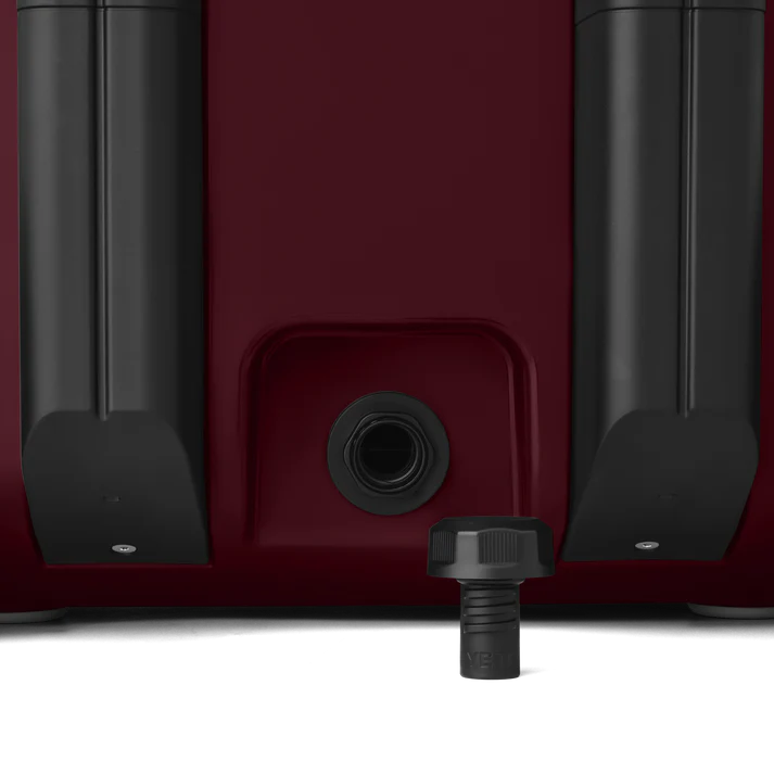 ROADIE® 32 WHEELED COOLER WILD VINE RED