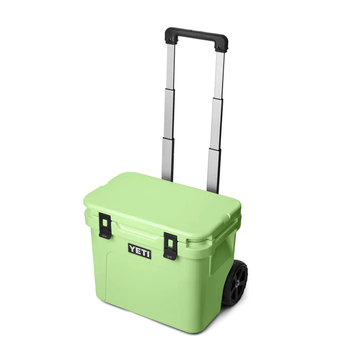 ROADIE® 32 WHEELED COOLER KEY LIME