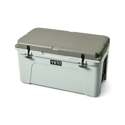 TUNDRA® 65 HARD COOLER RIDGELINE | Yeti Market