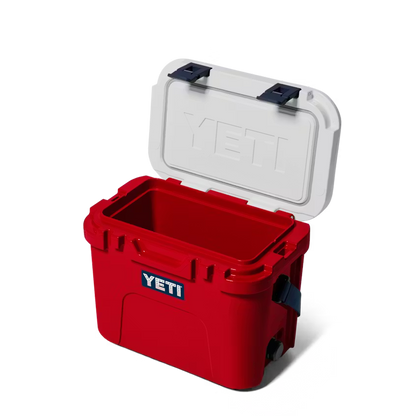 HIELERA RIGIDA YETI ROADIE 15 HARD COOLER RESCUE RED/WHITE/NAVY | Yeti Market