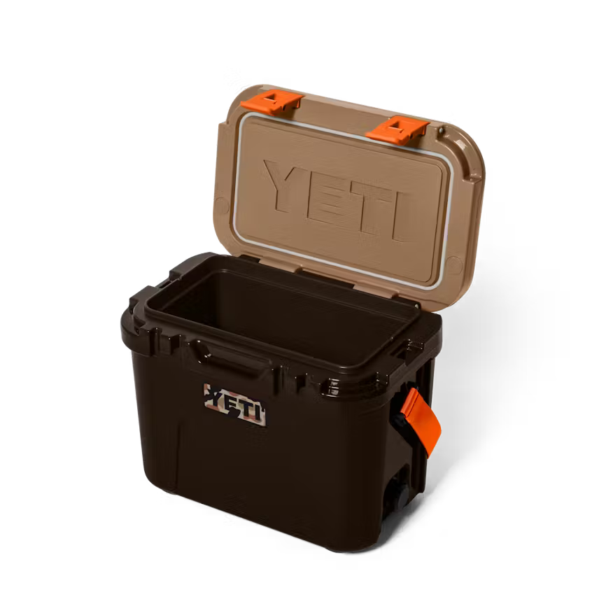 ROADIE® 15 HARD COOLER TAN CAMO