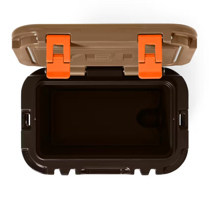 ROADIE® 15 HARD COOLER TAN CAMO