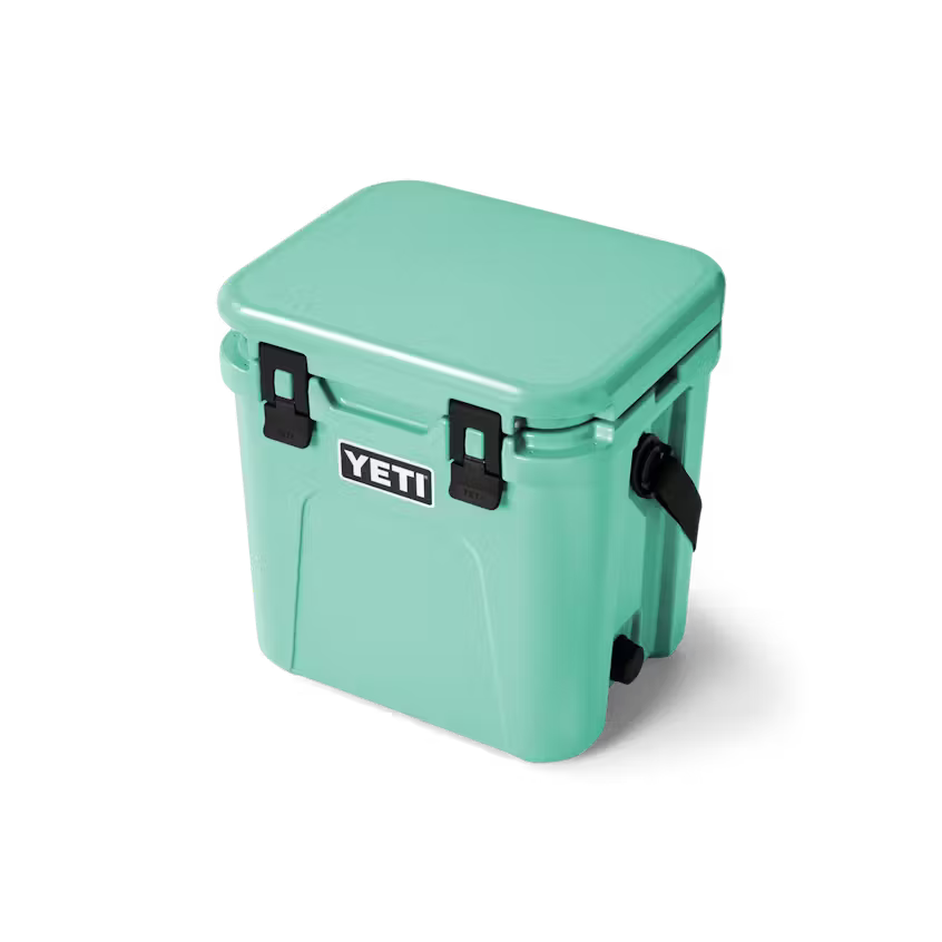 ROADIE 24 HARD COOLER SEAFOAM | Yeti Market