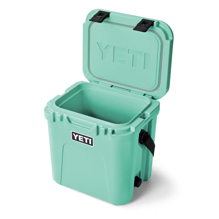 ROADIE 24 HARD COOLER SEAFOAM | Yeti Market