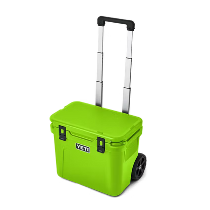 YETI ROADIE 32 WHEELED HARD COOLER VENOM | Yeti Market