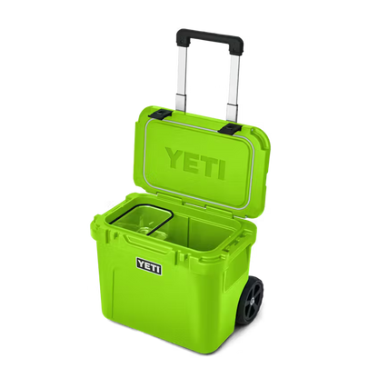 YETI ROADIE 32 WHEELED HARD COOLER VENOM | Yeti Market