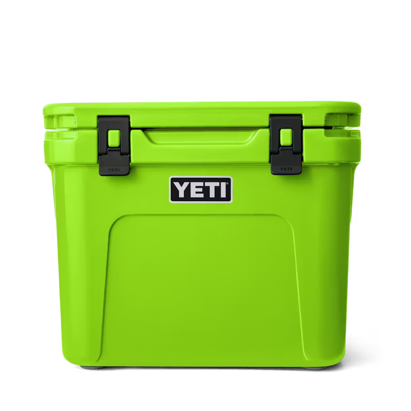 YETI ROADIE 32 WHEELED HARD COOLER VENOM | Yeti Market