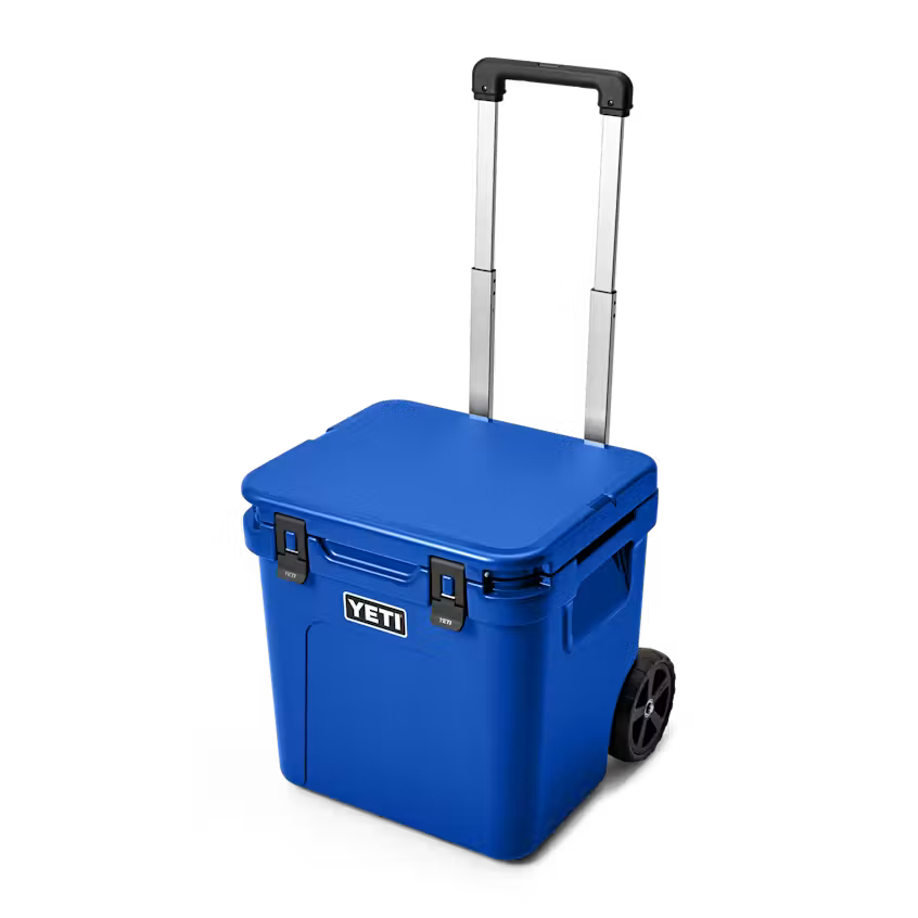 HIELERA RIGIDA YETI ROADIE 48 WHEELED COOLER - ROYAL BLUE