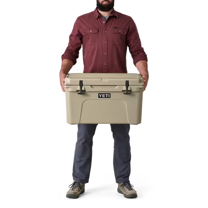 HIELERA RIGIDA YETI TUNDRA 45 HARD COOLER OLIVE | Yeti Market