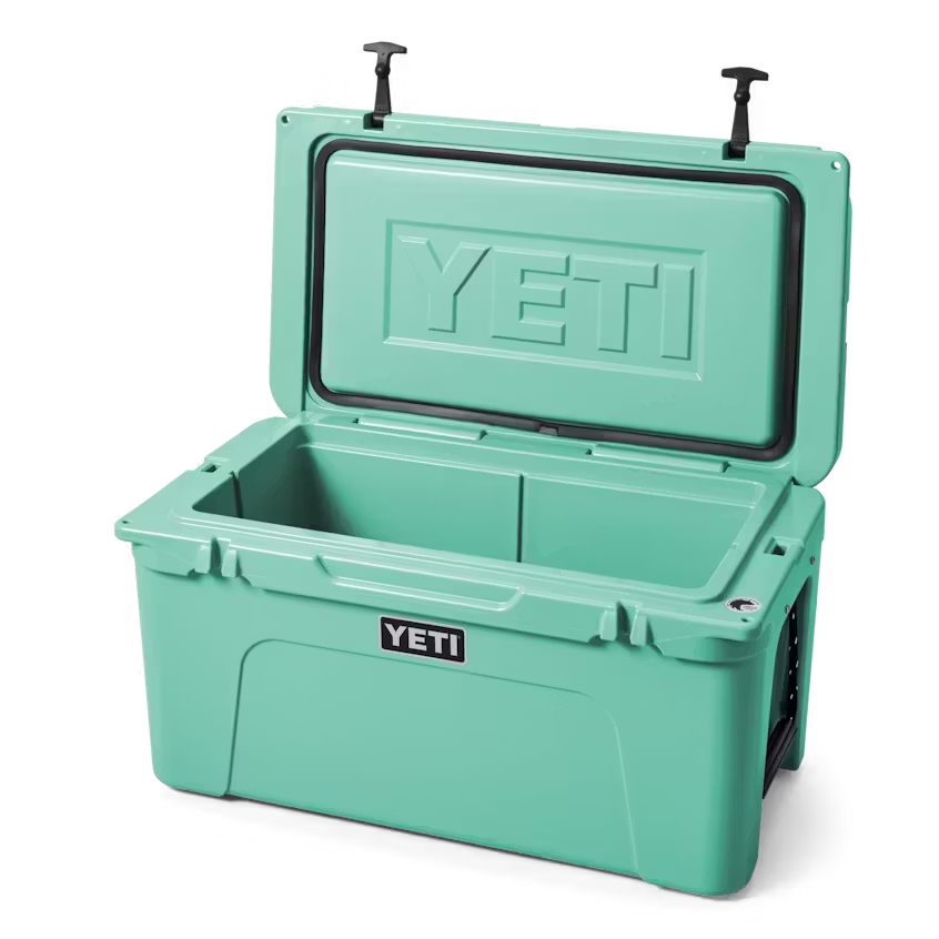 HIELERA RIGIDA YETI TUNDRA 65 HARD COOLER - SEAFOAM