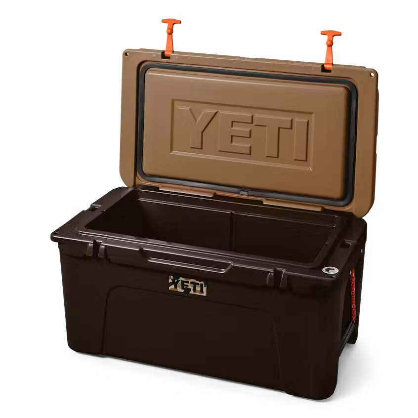 HIELERA RIGIDA YETI TUNDRA 65 HARD COOLER WETLANDS CAMO | Yeti Market