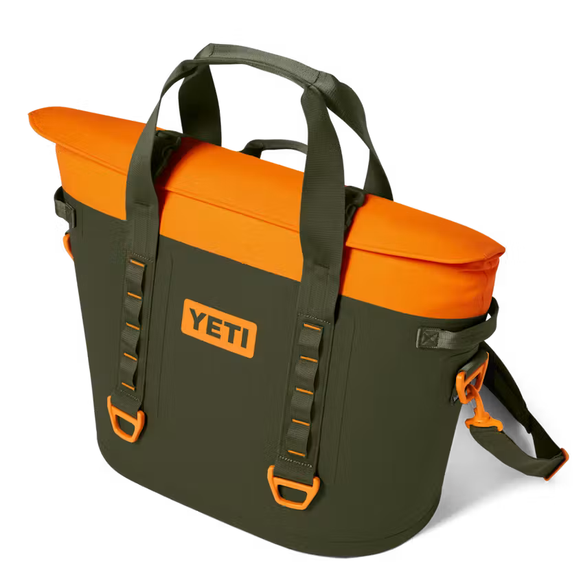 HIELERA SUAVE YETI HOPPER M30 SOFT BACKPACK COOLER OLIVE/KING CRAB ORANGE | Yeti Marke