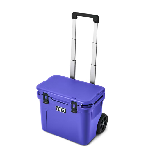 ROADIE® 32 WHEELED COOLER ULTRAMARINE VIOLET