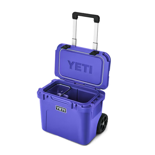 ROADIE® 32 WHEELED COOLER ULTRAMARINE VIOLET