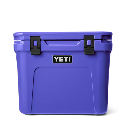 ROADIE® 32 WHEELED COOLER ULTRAMARINE VIOLET