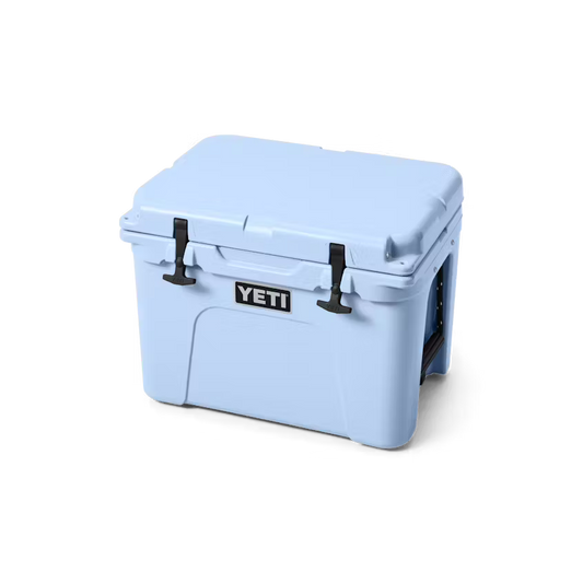 TUNDRA® 35 HARD COOLER BIG SKY BLUE