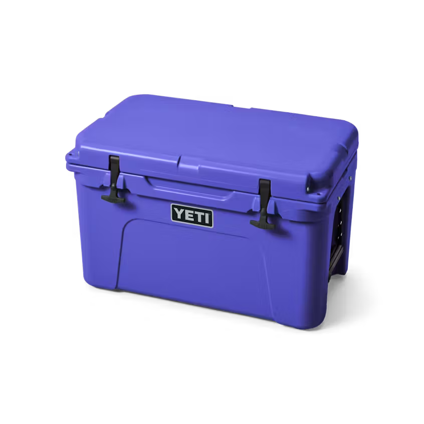 TUNDRA® 45 HARD COOLER ULTRAMARINE VIOLET