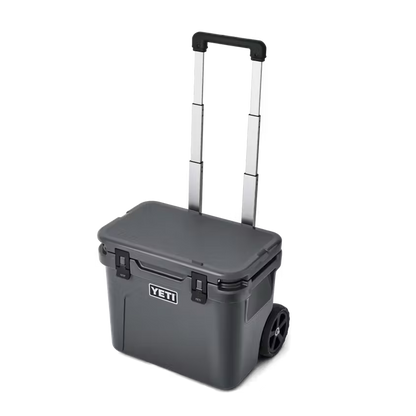 ROADIE® 32 WHEELED COOLER CHARCOAL