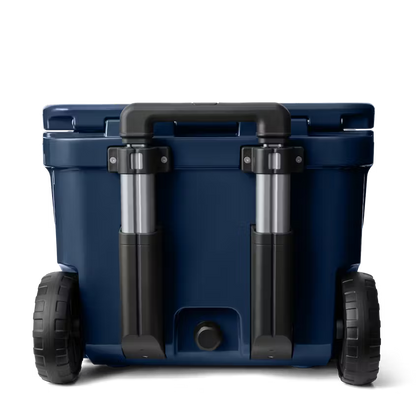 ROADIE® 32 WHEELED COOLER AZUL MARINO