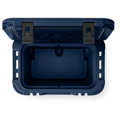 ROADIE® 32 WHEELED COOLER AZUL MARINO
