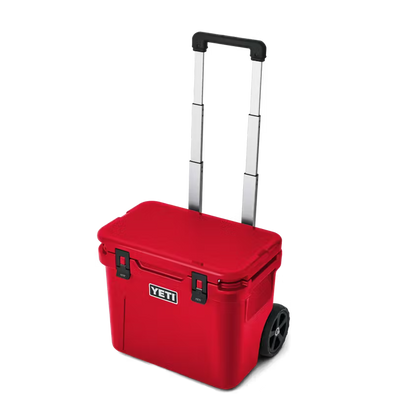 ROADIE® 32 WHEELED COOLER RESCUE RED