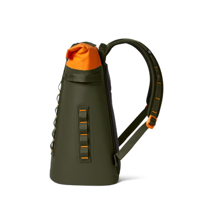 HIELERA SUAVE YETI HOPPER M20 SOFT BACKPACK COOLER OLIVE/KING CRAB ORANGE | Yeti Market