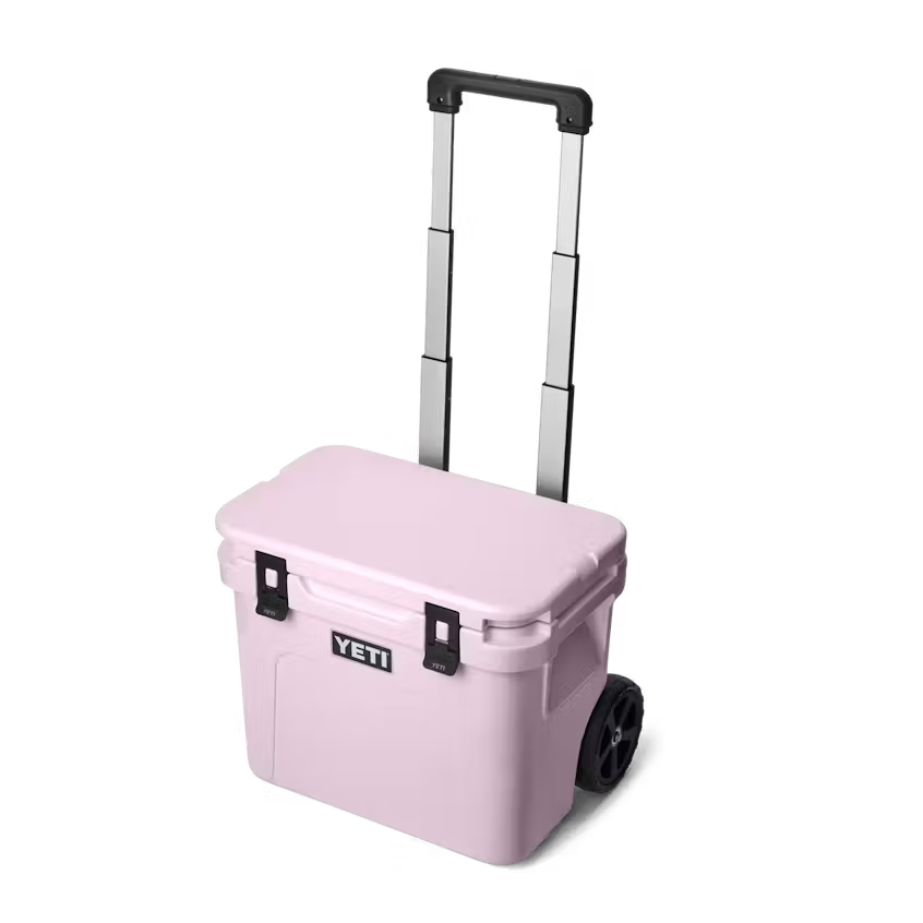 ROADIE® 32 WHEELED COOLER CHERRY BLOSSOM