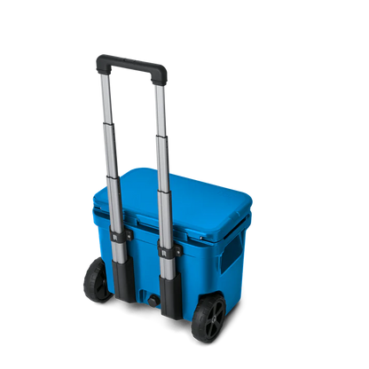 ROADIE® 32 WHEELED COOLER BIG WAVE BLUE