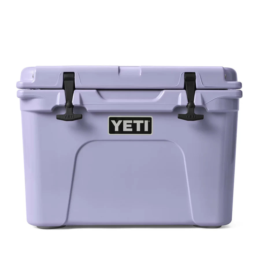 HIELERA RIGIDA YETI TUNDRA 35 HARD COOLER - COSMIC LILAC